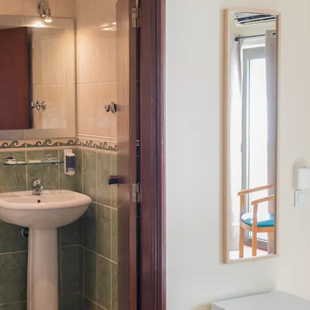 Hotel Avenida 3*