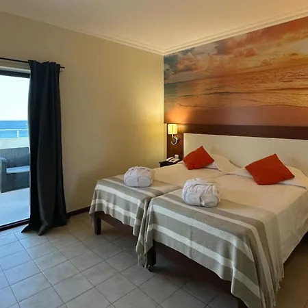 Hotel Avenida 3*