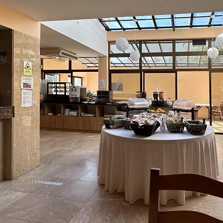 Avenida Otel