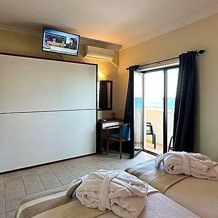 Avenida 3*