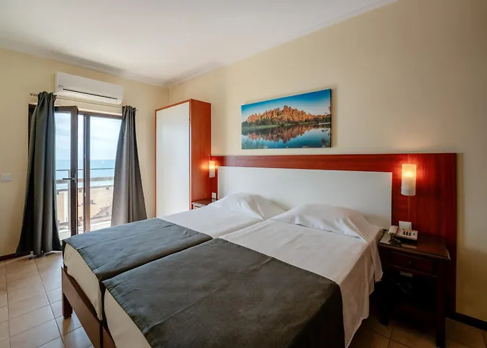 Avenida 3* بورتيماو