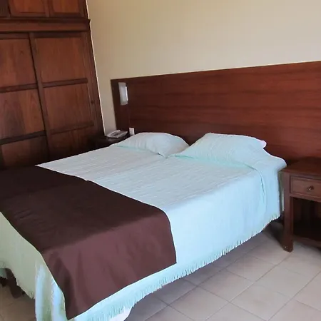 Avenida 3*