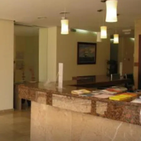 Avenida 3* Портиман