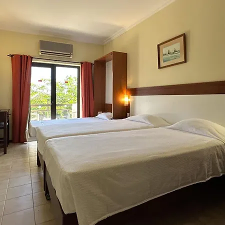 Avenida Szálloda 3*
