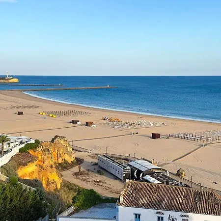 ホテル Avenida ポルティマン